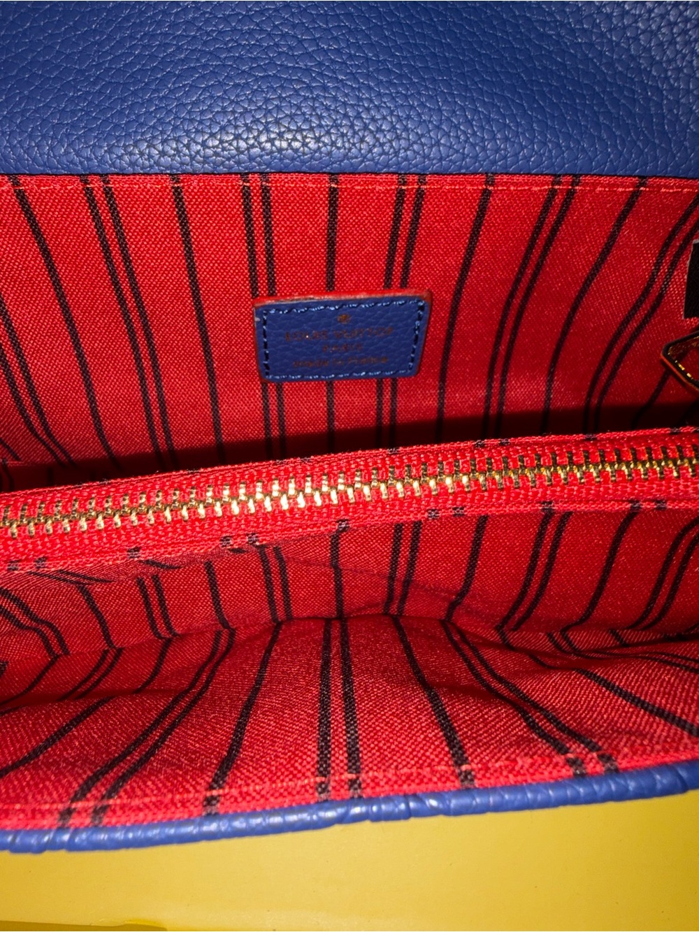 Louis Vuitton Blue Embossed Leather Shoulder Bag with Red Trim and Gold Hardware - Picture 4 of 6